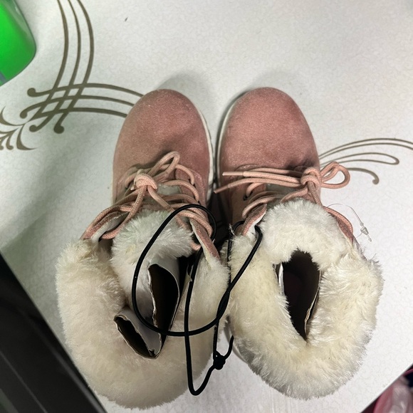Thereabouts NEW size 2 kid suede fur boots pink kids girl comfy warm fur rose 2Y - Picture 4 of 6